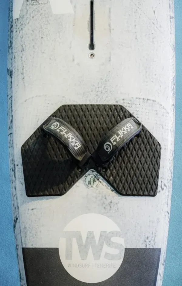 Flikka TWS Pro Edition 82 liters Pre-loved - Image 7
