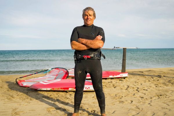 025-Severne---Antoine-Albeau---Antoine-in-front-of-gear